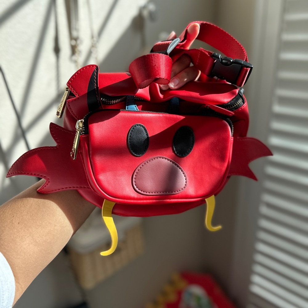 Disney Loungefly Mulan Mushu Red Belt Bag - Picture 5 of 5